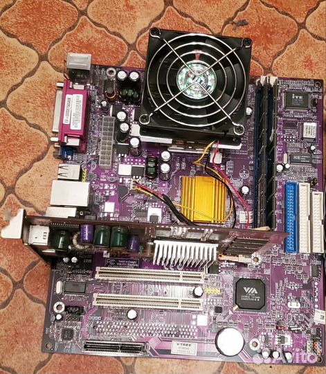 Материнская плата