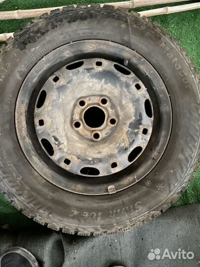 Штамповка Vag оригинал на шипах r14