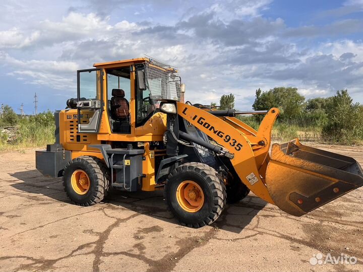 Фронтальный погрузчик LaiGong LG939, 2020