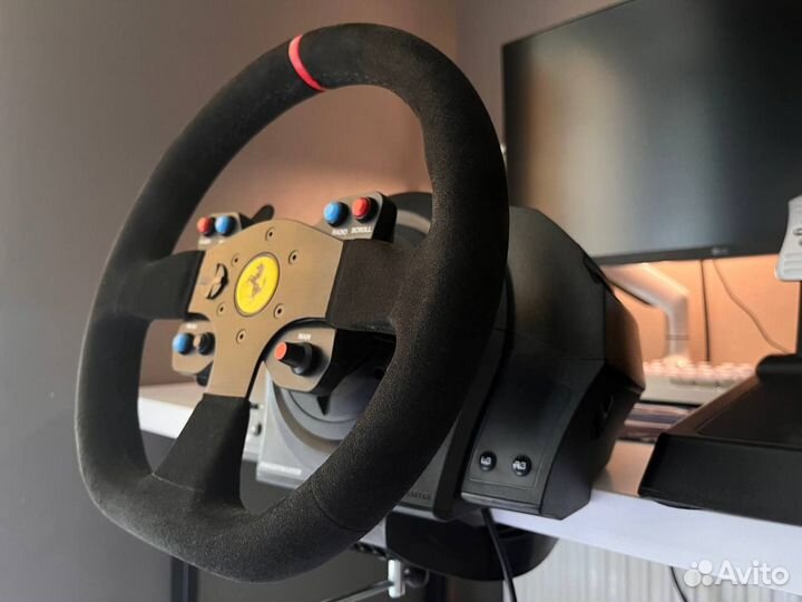 Руль thrustmaster t300 alcantara edition