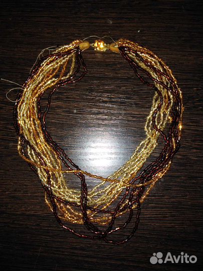 Ожерелье из бисера