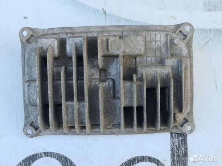 Блок управления фарой Mercedes W222