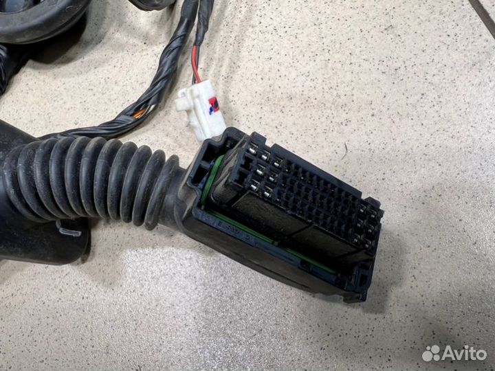 Проводка (коса) передняя правая Hyundai Santa Fe