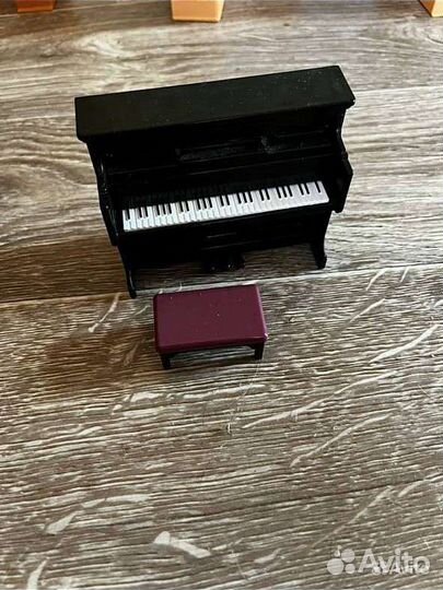 Happy family and Sylvanian families