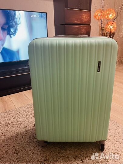 Чемодан на колесах