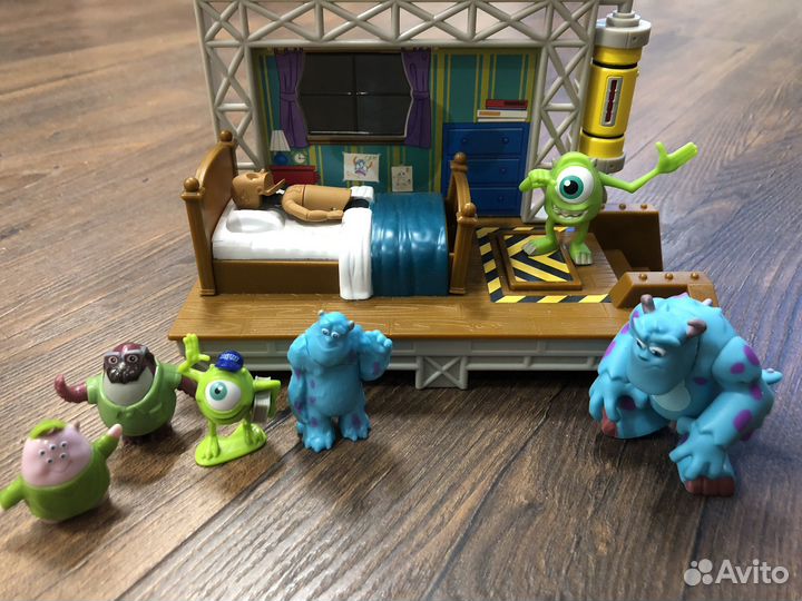 Фигурки и игрушка 