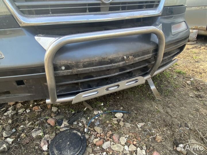 Передний бампер nissan largo w30