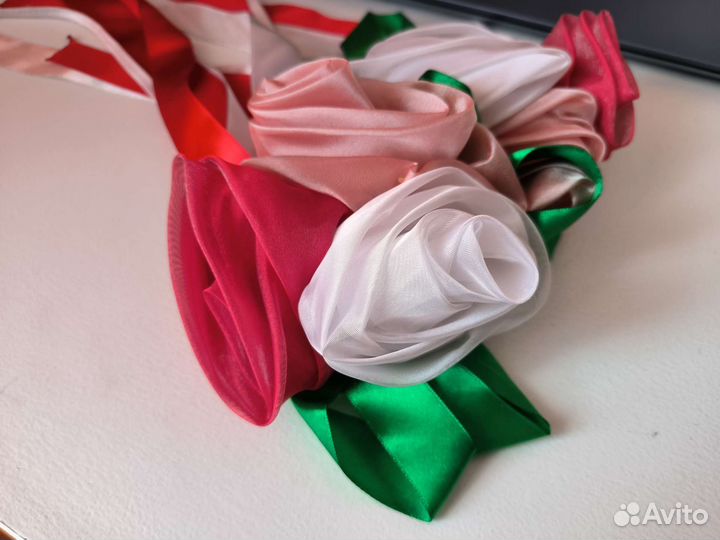 Свадебные украшения на машину