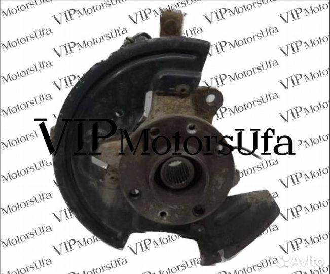 Кулак поворотный передний правый Nissan Almera G15