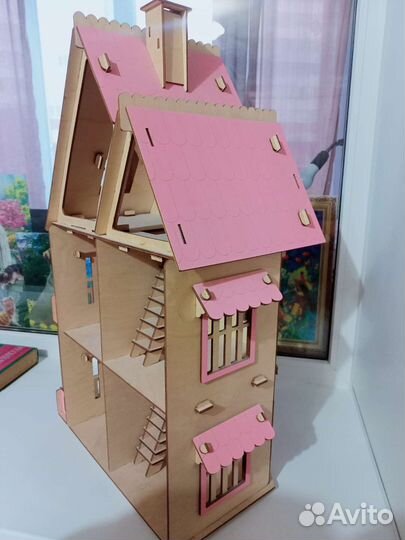 Домик кукольный
