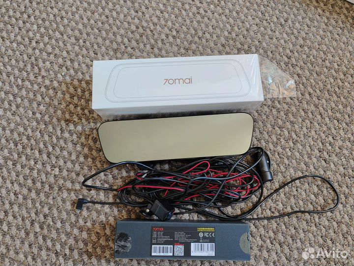 Видеорегистратор зеркало xiaomi 70mai,камера,64гб