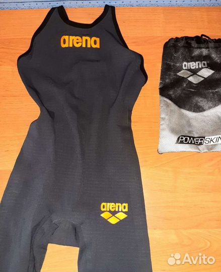 Гидрокостюм женский arena