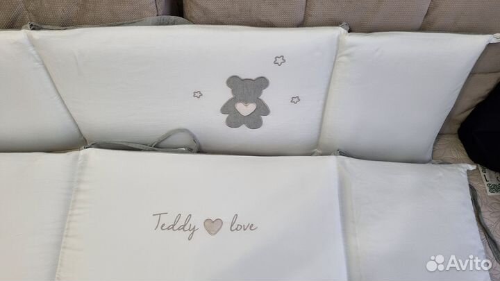 Бортики в кроватку