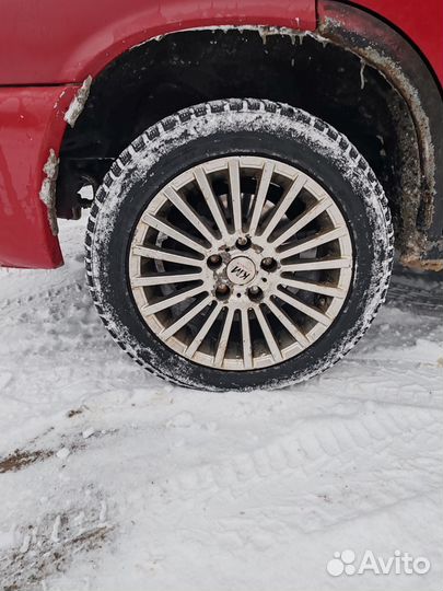 Комплект зимних колес r16