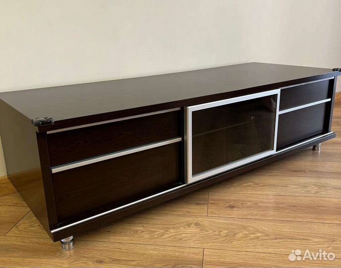 Тумба для техники фабрики Red Apple