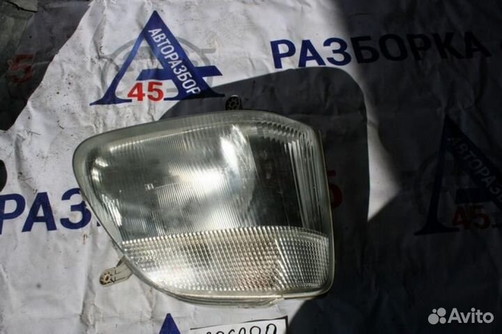 Фара правая для Suzuki Wagon R+ 2000-2008г