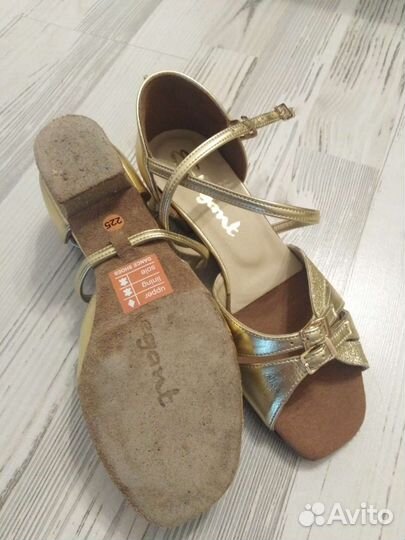 Туфли для бальных танцев на девочку