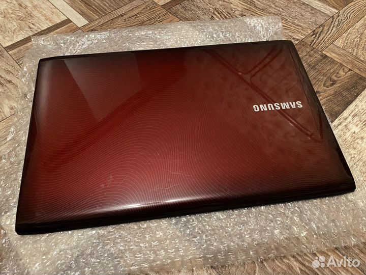 Крышка матрицы, рамка, петли Samsung NP-R780