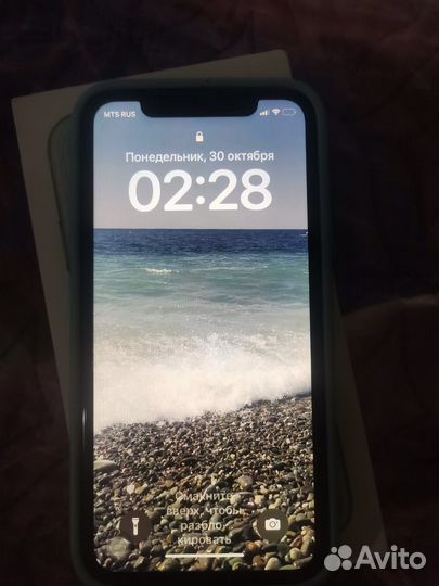 iPhone 11, 64 ГБ
