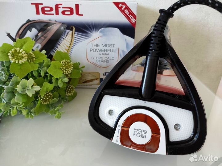 Утюг Tefal Ultimate Pure Micro-calc FV9867E0