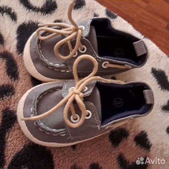 Костюм с бабочкой/жилет/брюки.Пинетки на шнурках