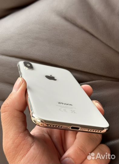 iPhone X, 64 ГБ