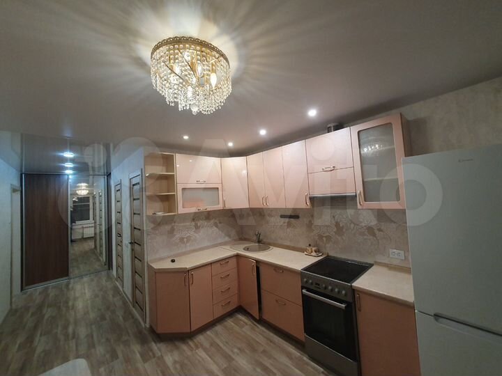 2-к. квартира, 57 м², 9/9 эт.