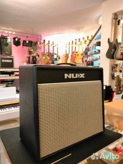 Гитарный комбоусилитель Nux