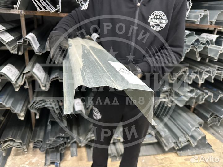 Порог левый Chevrolet Blazer 1