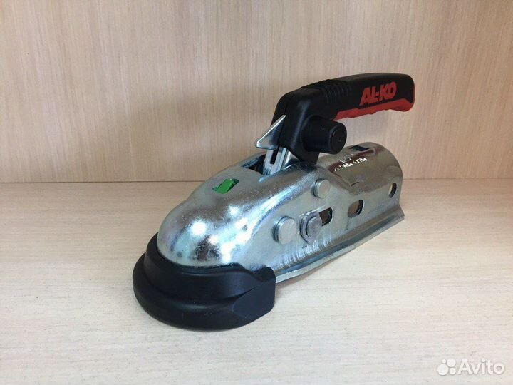 Замковое устройство прицепа d50 2700/120 кг AK 300