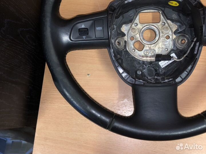 Руль 3-х спицевый AUDi