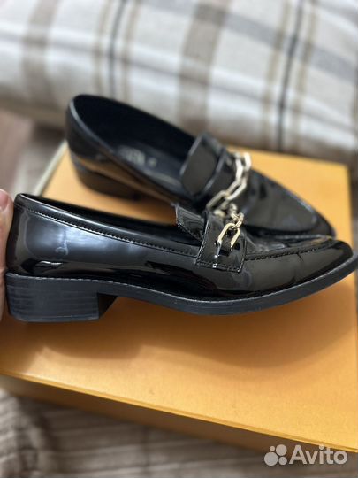 Лоферы Zara