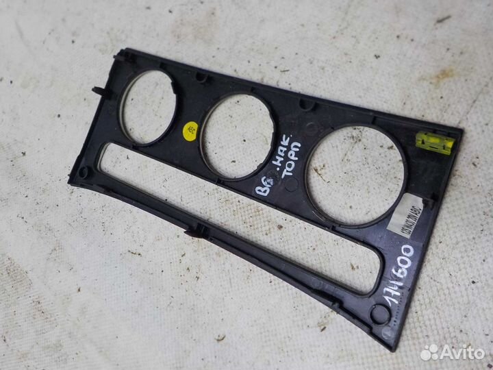 Накладка на торпеду volkswagen passat B6