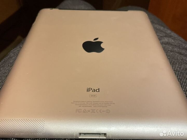 iPad (3 поколение) 32 gb, wi-fi + sim