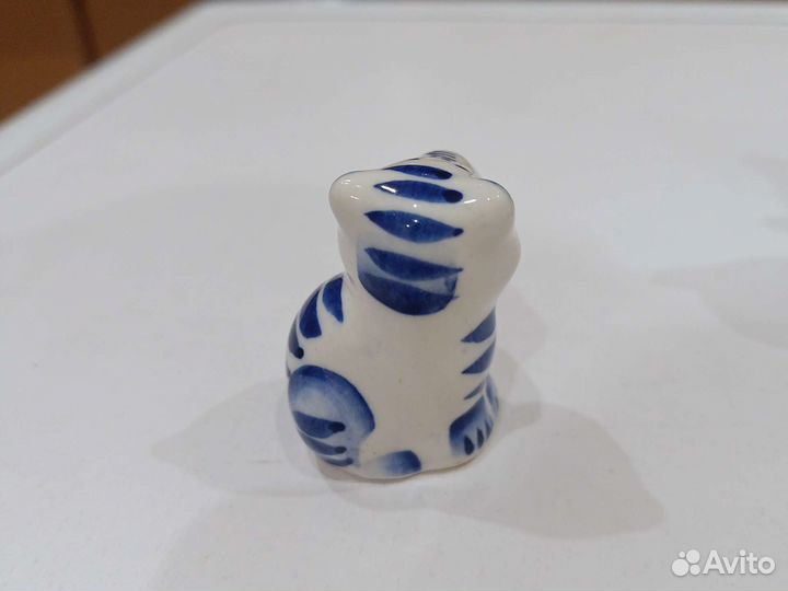 Гжельские сувениры 3 шт, фарфор, одним лотом