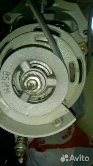 Двигатель на пром. швейную машину