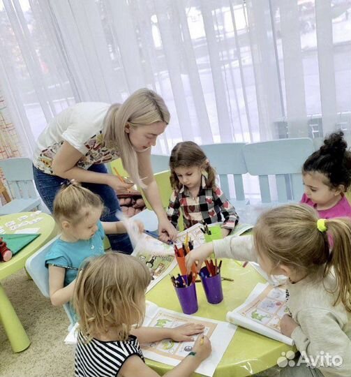 Репетитор английского и испанского языков