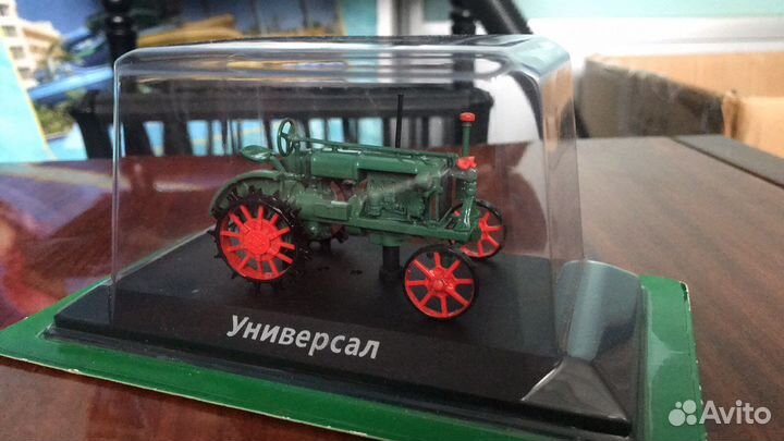 Модель трактор втз Универсал Hachette 1:43