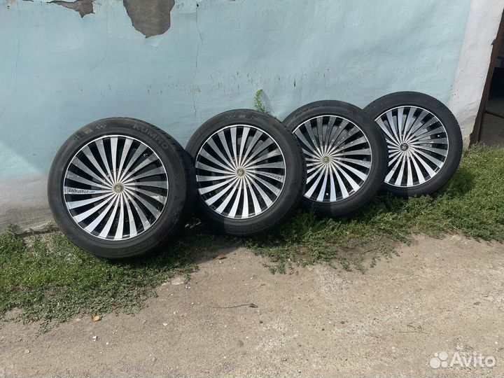 R17 Kumho Ecsta SPT Colored Smoke KU31C Red 225/50, PCD 10x105 DIA 15
