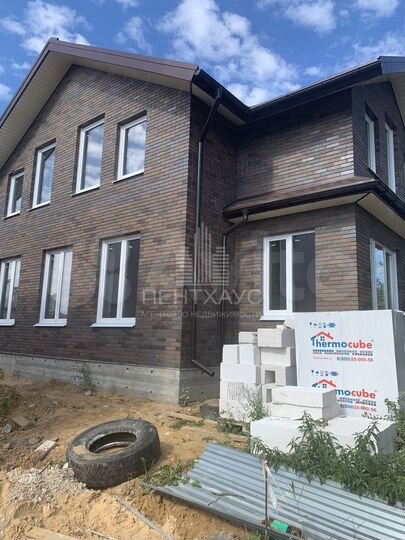 Коттедж 165 м² на участке 4 сот.