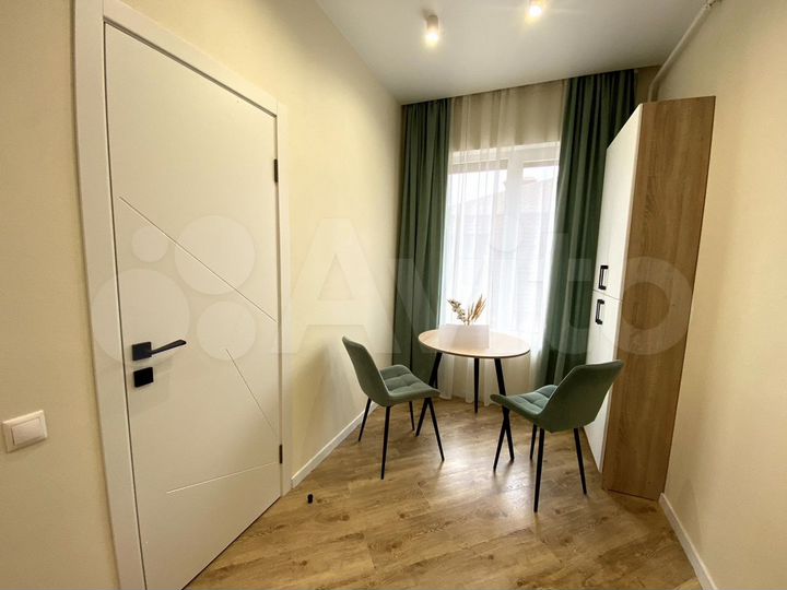 2-к. квартира, 37 м², 4/4 эт.