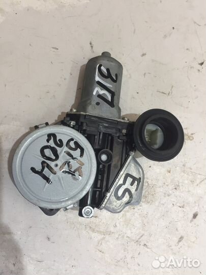 Моторчик стеклоподъемника задний правый (Lexus ES)