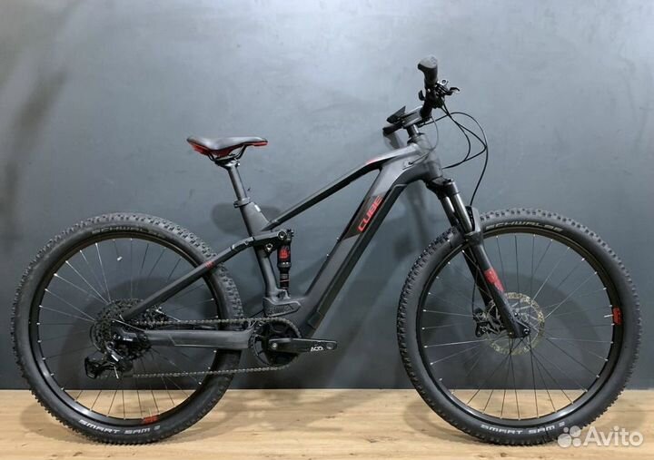 Cube Stereo Hybrid 120 Pro 625 29 (2020)