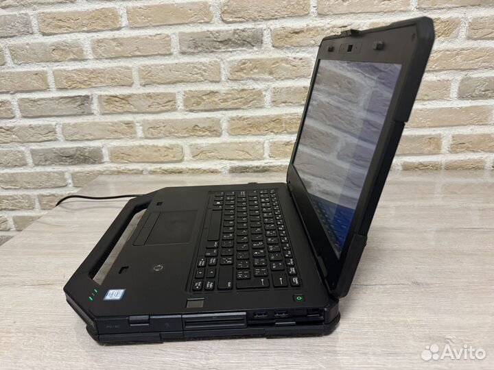 Ноутбук Dell 5414 i5(6300) /8/SSD250