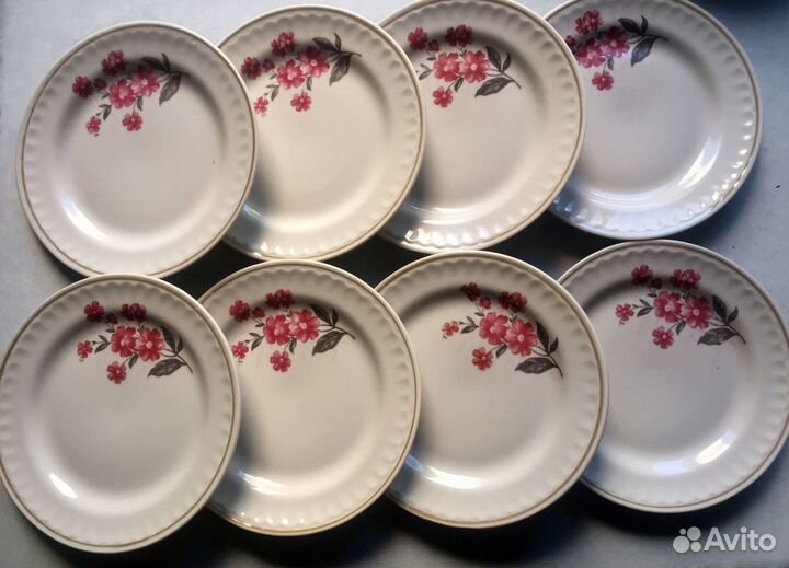 Тарелки для вторых блюд 18 и 20 см