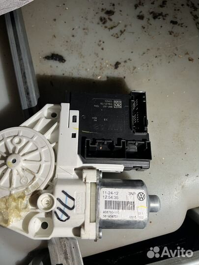 Моторчик стеклоподъемника volkswagen