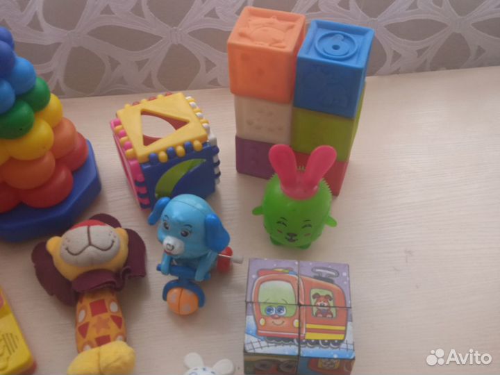 Развивающие игрушки пакетом