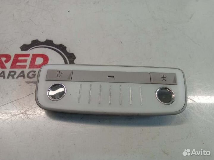 Плафон подсветки салона задний Mercedes-Benz