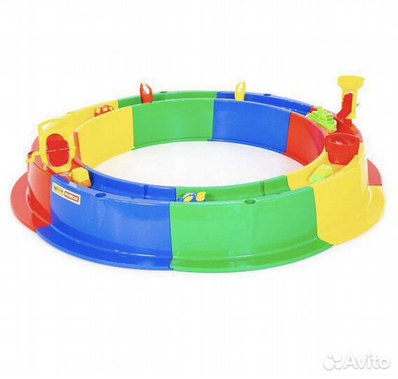 Песочница с игрушками полесье