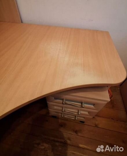 Стол компьютерный б/у